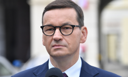 Policja poszukuje sprawcy podpalenia punktu szczepień w Zamościu