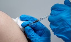 W Polsce ponad 17 mln 498 tys. osób jest w pełni zaszczepionych przeciw COVID-19