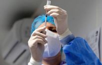 Niedzielski: Rada Medyczna rekomenduje podanie trzeciej dawki szczepionki