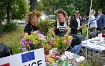 Podczas Tour de Konstytucja odwiedzono ponad 80 miejsc i rozdano 10 tys. egzemplarzy konstytucji