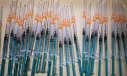 W Polsce podano ponad 35 mln dawek szczepionek przeciw COVID-19