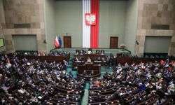 Sejm: projekt tzw. ustawy medialnej skierowany do prac w komisji
