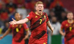 De Bruyne, Kante i Jorginho nominowani do tytułu Piłkarza Roku UEFA, Lewandowski piąty