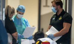 Brytyjscy naukowcy: skuteczność szczepionek słabnie w ciągu 6 miesięcy