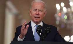 Biden: Ewakuacja z Kabulu była niezwykłym sukcesem; powinniśmy byli zakończyć wojnę w Afganistanie dawno temu