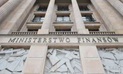 MF: wprowadzimy minimalny podatek dochodowy dla firm płacących w Polsce niski CIT