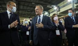 Tusk: dzisiaj polski dojrzały patriotyzm oznacza także wielkie zadanie utrzymania Polski w UE