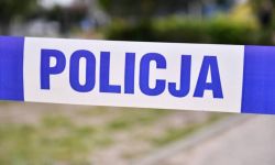 Na terenie "białego miasteczka" doszło do samookaleczenia; policja: mężczyzna nie żyje