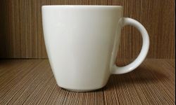 Kubek wchodzi na salony