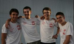 Mielczanin mistrzowsko układa kostkę Rubika 