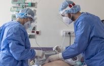 Ministerstwo Zdrowia: 643 nowe zakażenia koronawirusem, zmarła jedna osoba z COVID-19