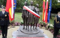 Prezydent: podczas Powstania Warszawskiego wyjątkowo okrutny los spotykał kobiety