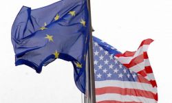 UE: Parlament Europejski za równorzędnym partnerstwem Unii ze Stanami Zjednoczonymi