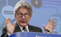 Komisarz UE Breton: nie wierzę, że dojdzie do "polexitu"