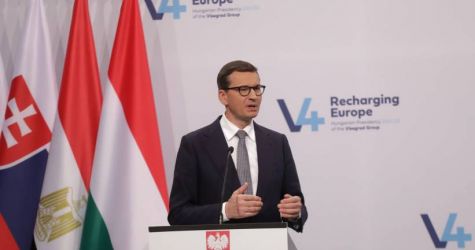 Premier: V4 zależy, by na Bliskim Wschodzie był spokój i warunki do rozwoju, które zapobiegną migracji