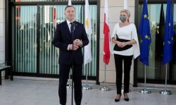 Stypendia dla dzieci żołnierzy i funkcjonariuszy poległych i ciężko rannych na służbie