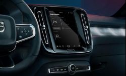 Większy zasięg elektrycznych modeli Volvo dzięki nowej aplikacji Range Assistant