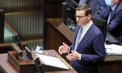 Premier: bezpieczeństwo i integralność naszych granic są w brutalny sposób atakowane