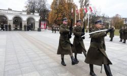 Obchody Święta Niepodległości; w Warszawie Marsz Niepodległości