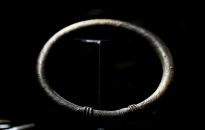 Biżuteria od epoki brązu po XX wiek. Na wystawie w Przemyślu