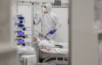 MZ: 12 965 nowych zakażeń koronawirusem, zmarło 31 osób z COVID-19