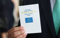 Ministerstwo Zdrowia wydłuża ważność certyfikatów covidowych dla osób po trzeciej dawce szczepienia