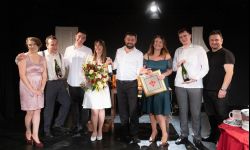 Szukamy w teatrze emocji. 20 lat Teatru Przedmieście