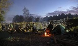 Podlaska policja: ok. 50 migrantów wdarło się w sobotę w rejonie Sarzyny w gm. Dubicze Cerkiewne do Polski