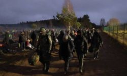 Szef MSW Ukrainy: nie wykluczamy, że Rosja przekieruje migrantów na Ukrainę