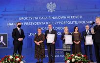 Prezydent wręczył Nagrody 