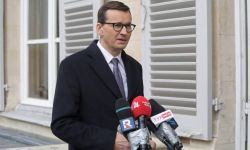 Premier o rozmowie z Macronem: mówiłem o obawach dotyczących m.in. sytuacji na granicy