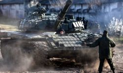 Szef MSZ Ukrainy: Rosja rozlokowała przy naszej granicy 115 tysięcy żołnierzy