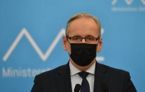 Szef MZ: minionej doby 26 965 zakażeń koronawirusem, zmarło 470 osób z COVID-19