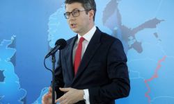 Müller: jest ryzyko, że obostrzenia epidemiczne będą dalej idące