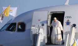 Papież Franciszek przybył do Grecji