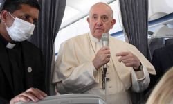 Papież: UE powinna wypracować wspólną politykę wobec migrantów