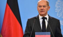 Scholz: jesteśmy solidarni z Polską ws. kryzysu migracyjnego; Morawiecki: dziękuję za słowa wsparcia