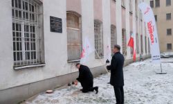 Prezydent i marszałek Sejmu upamiętnili Annę Walentynowicz