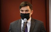 Andrusiewicz: w Polsce siedem przypadków omikronu, wzrost tej liczby spodziewany w najbliższych dniach