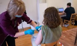 W Polsce wykonano dotąd ponad 45,7 mln szczepień przeciw COVID-19