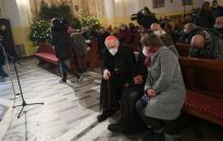 Kard. Nycz: podstawową przyczyną rosnącego ubóstwa jest postawa bogatych, którzy nie chcą się dzielić