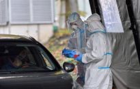 MZ: 15 571 nowych zakażeń koronawirusem, w sumie 4 080 282; zmarły 794 osoby z COVID-19, łącznie 95 707