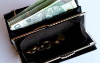 GUS: przeciętne miesięczne wynagrodzenie w pierwszych trzech kwartałach powyżej 5,6 tys. zł