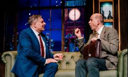 Mistrz farsy wraca do Rzeszowa z "Oknem na parlament"