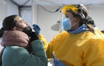 Hiszpania z największym w UE poziomem zakażeń - 2500 na 100 tys. osób oraz nową szczepionką