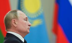 Putin o sytuacji w Kazachstanie: nie pozwolimy na "kolorowe rewolucje"