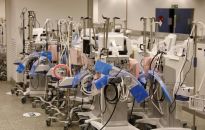 MZ: 11 406 nowych zakażeń koronawirusem, zmarły 493 osoby z COVID-19