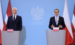 Morawiecki: nie może być ustępstw ze strony NATO wobec gróźb i szantażu stosowanego przez Rosję