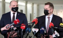 Czarnek: uczniowie klas V-VIII podstawówek i szkół średnich od czwartku na nauczaniu zdalnym