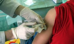 Od piątku rusza wystawianie skierowań na dawkę przypominjącą dla nastolatków w wieku 12-15 lat